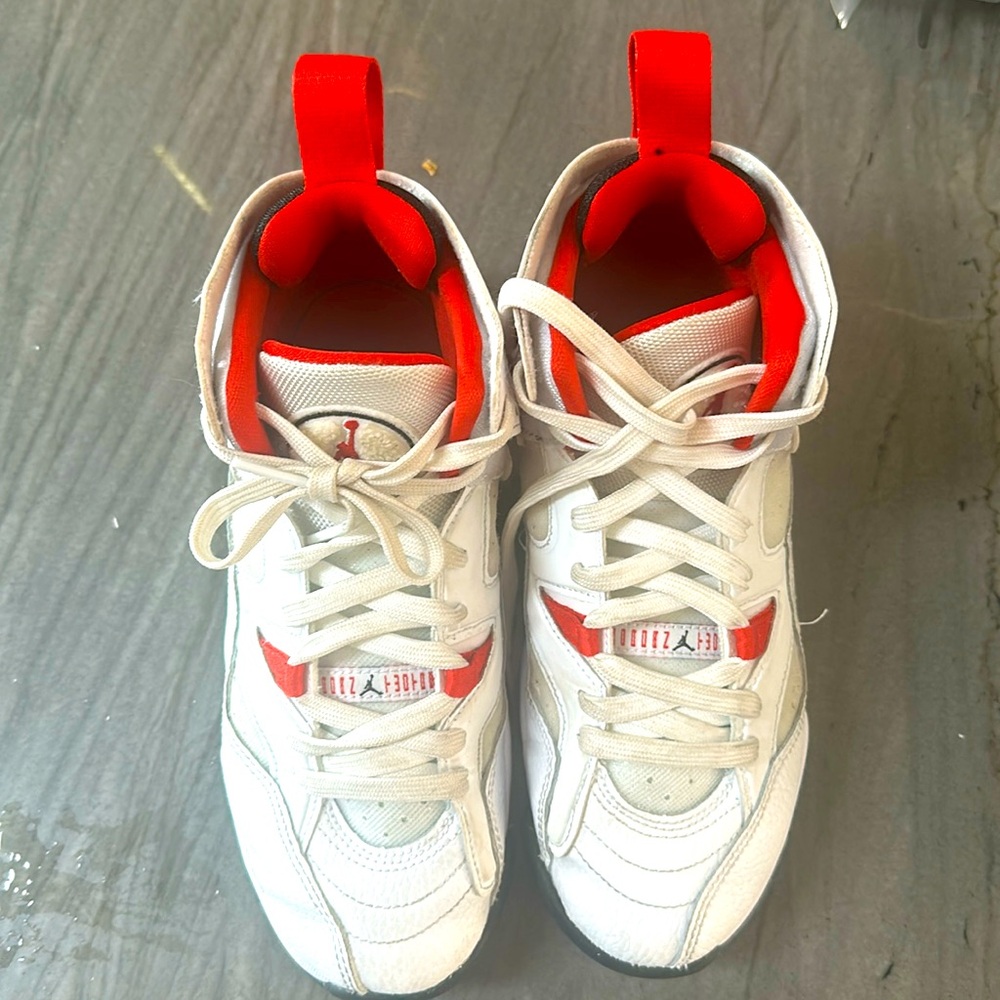 Nike Jumpman twotrey size 4Y - Picture 2 of 5